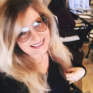 Meet your Posher, Donna lea